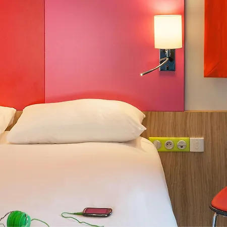 Hotel Ibis Styles Romans-valence Gare Tgv 3*