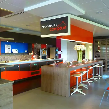 Hotel Ibis Styles Romans-valence Gare Tgv 3*