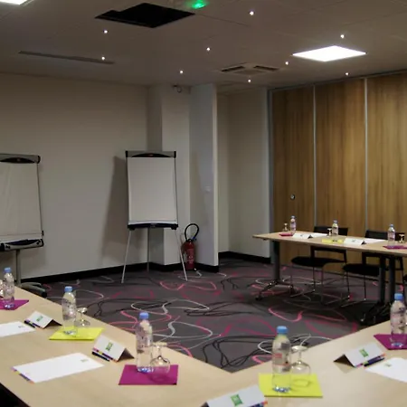 Hotel Ibis Styles Romans-valence Gare Tgv 3*