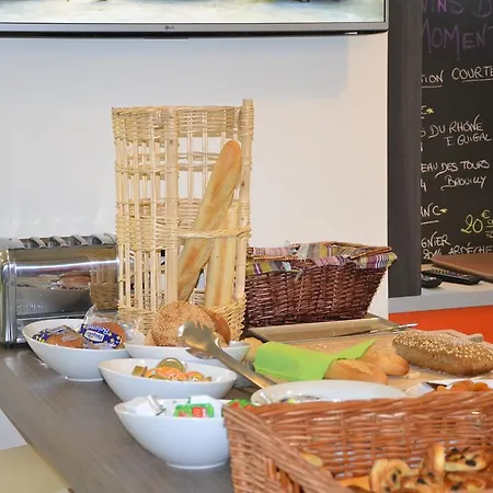 Hotel Ibis Styles Romans-valence Gare Tgv