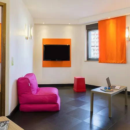 Ibis Styles Romans-valence Gare Tgv Отель