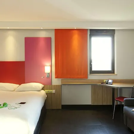 Ibis Styles Romans-valence Gare Tgv 3*