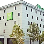 Ibis Styles Romans-valence Gare Tgv 3*