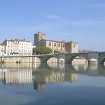 Ibis Styles Romans-valence Gare Tgv Hotel Alixan