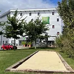 Hotel Ibis Styles Romans-valence Gare Tgv 3*