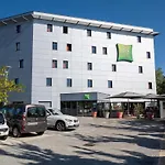 Hotel Ibis Styles Romans-valence Gare Tgv 3*