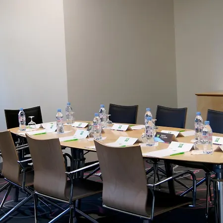 Ibis Styles Romans-valence Gare Tgv ホテル 3*