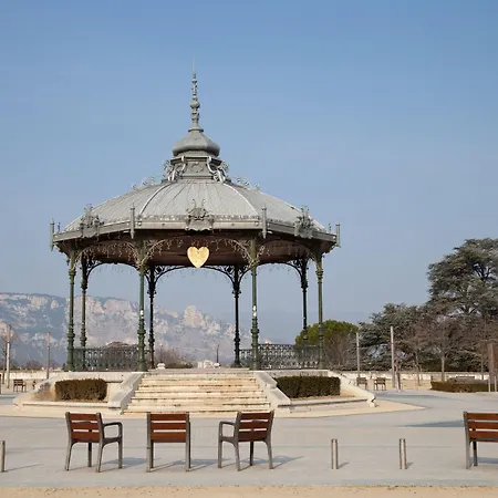 Ibis Styles Romans-valence Gare Tgv Hotel