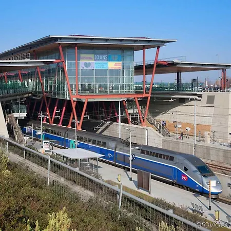 Hotel Ibis Styles Romans-valence Gare Tgv 3*