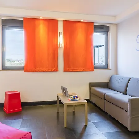 Ibis Styles Romans-valence Gare Tgv 3*